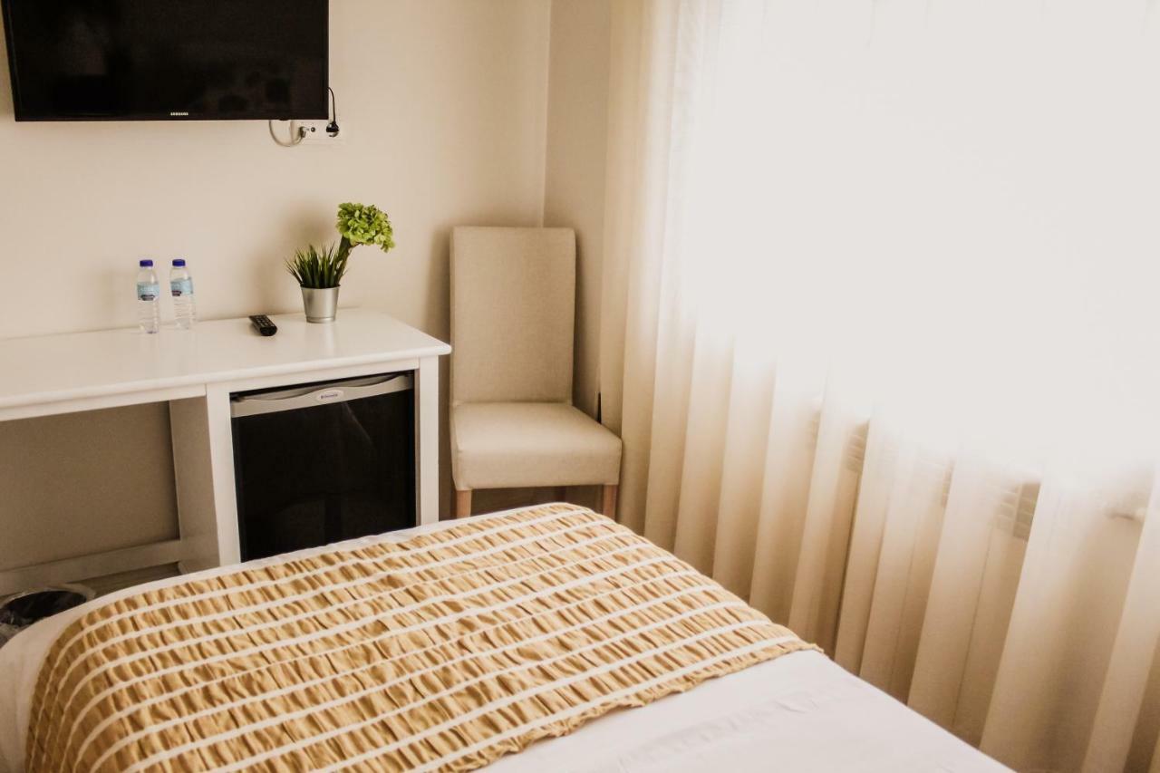 Hotel Neptuno Атогиа-да-Балейя Экстерьер фото